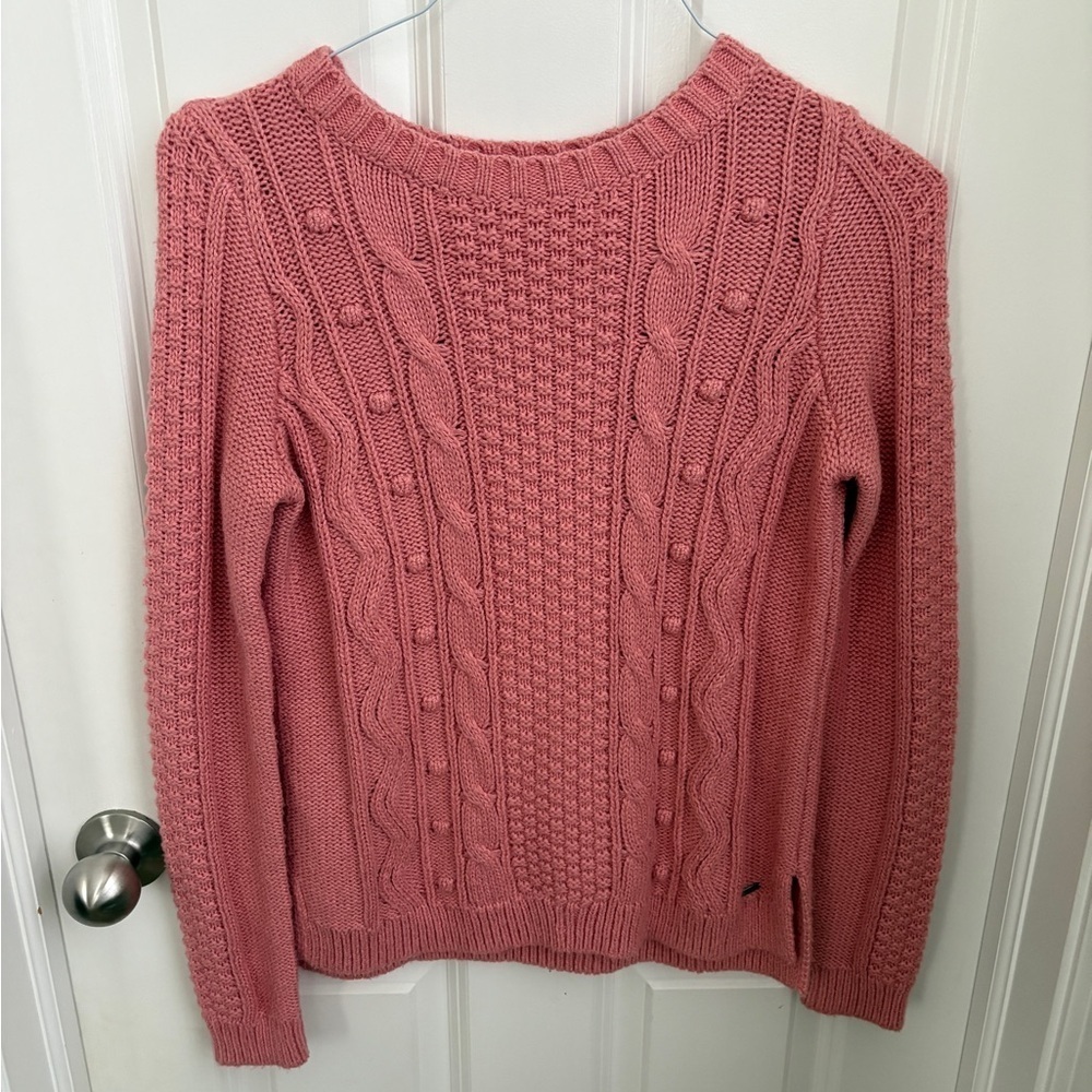 Hollister Cableknit Cozy Crewneck Pink Sweater Valentine’s Day